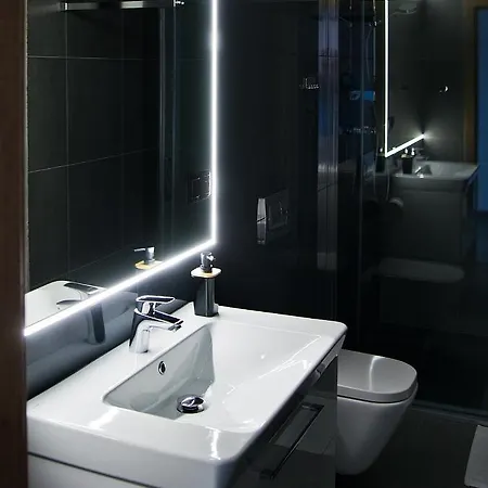 Dworcowa 60 Apartman Gliwice