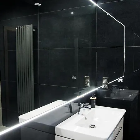 Dworcowa 60 Apartman *